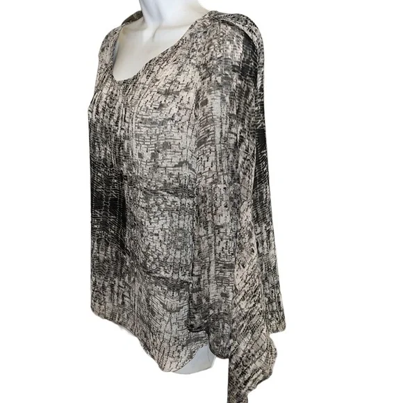 Jennifer Lopez Flutter Sleeve V- Neck Sheer Top Size L - Picture 3 of 11